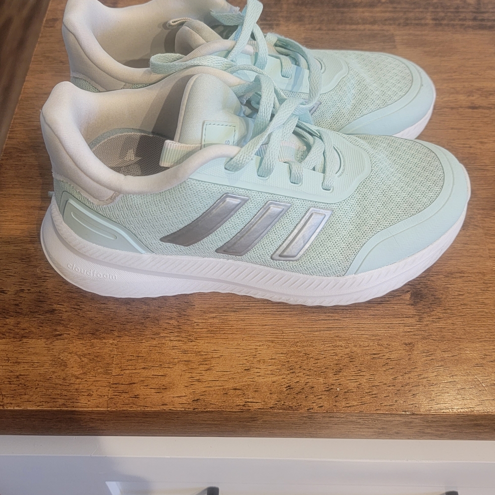 Adidas Mint Green Athletic Sneakers with Silver Stripes SIZE 2